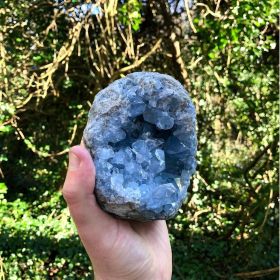 1pc Rare Celestite Crystal Cluster - High-Quality Blue Druze, Bohemian Style DIY Jewelry Accessory, Feng Shui Ornament, Aquarium Decoration (weight: 800-1000g)